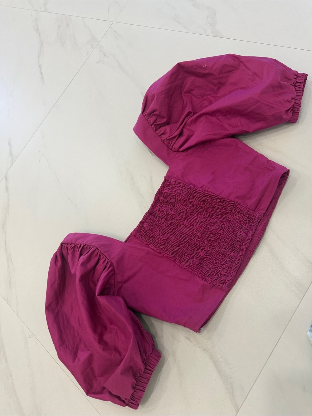 Pleated Magenta Puff-Sleeve Crop Top - Picture 7 of 7